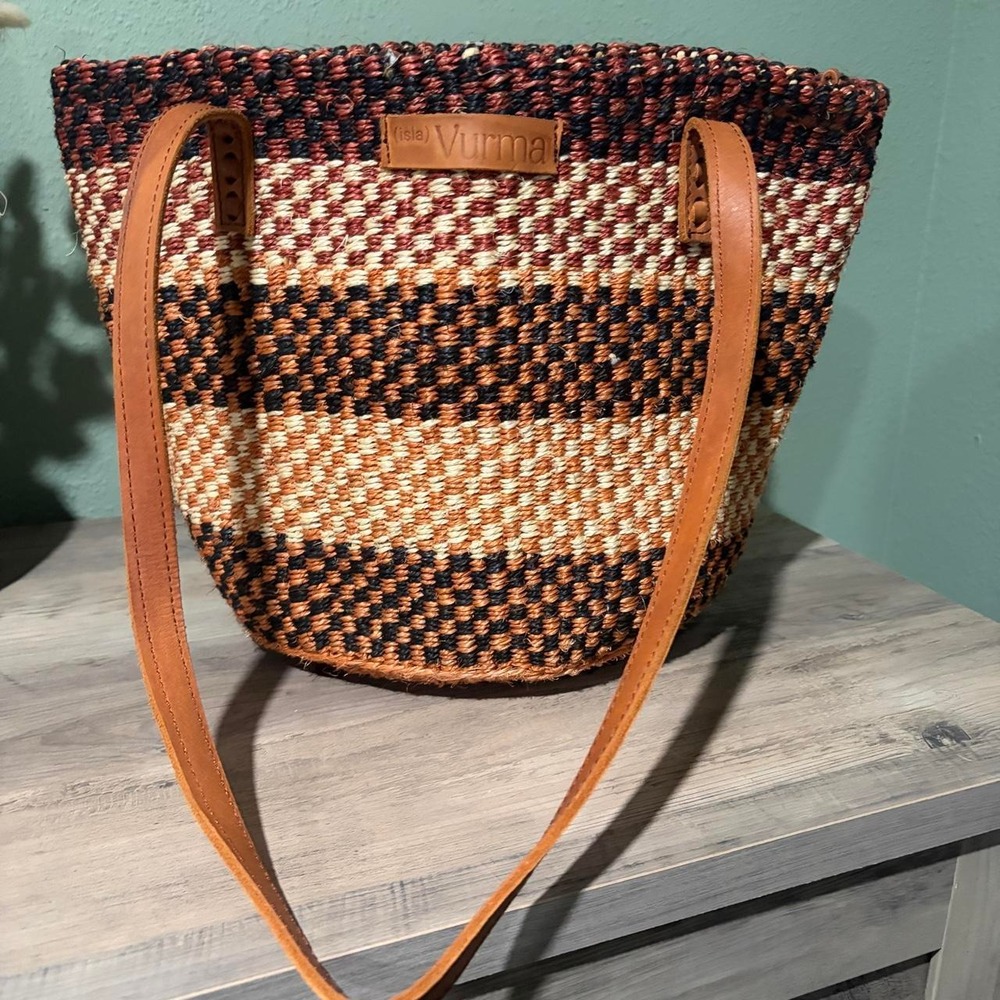 Isla Vurma Woven Sisal Tote Bag Brown Tan Striped Leather Strap Boho Bucket Bag